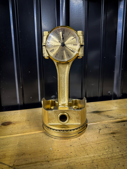 Piston Clock Gold 2