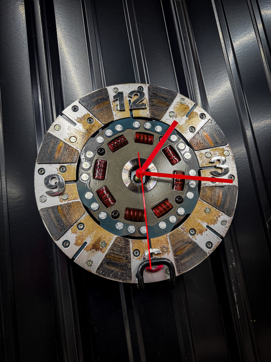 Rustic Clutch Clock 2