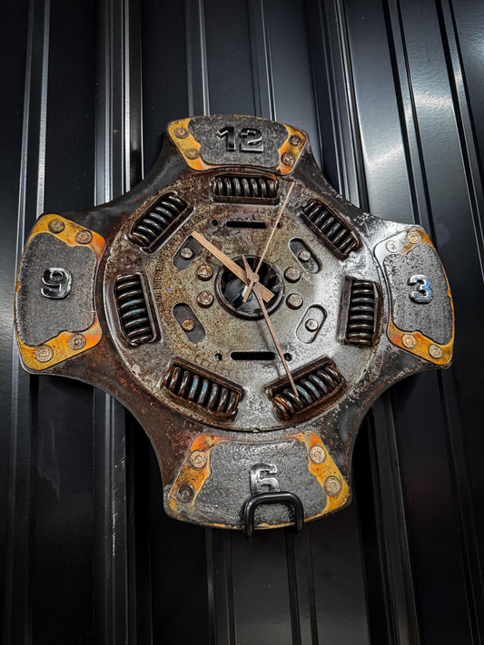 Rustic Clutch Clock