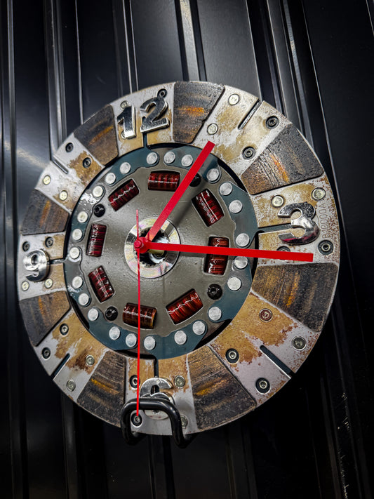 Rustic Clutch Clock 2