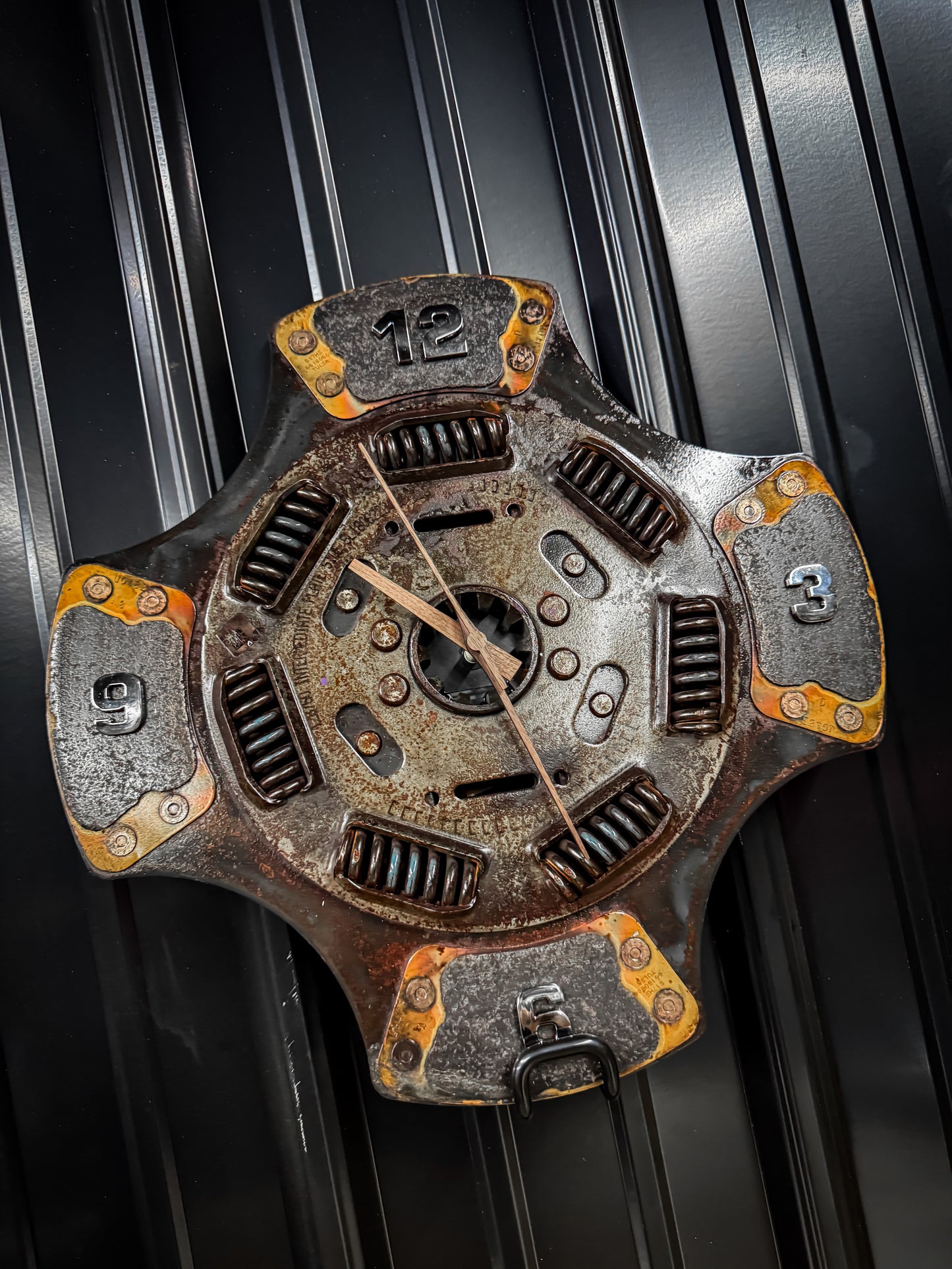 Rustic Clutch Clock